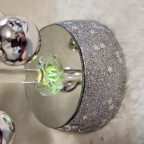 Glass Christmas Tree - Picture 11 of 16